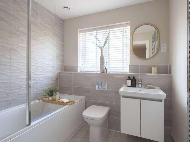 2 bed house for sale