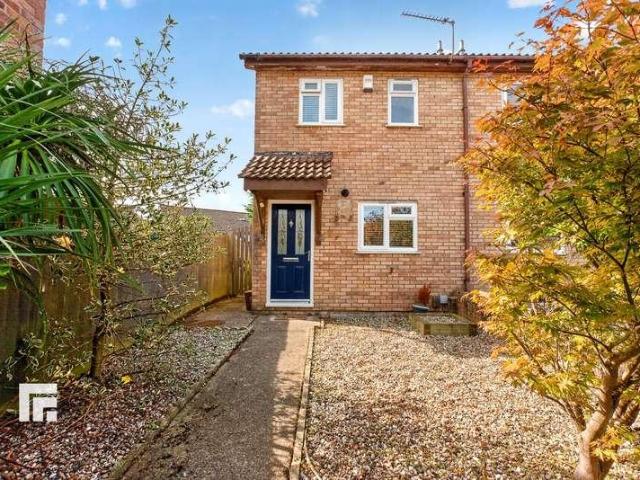 2 bed house for sale