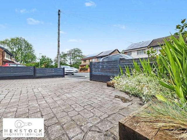 2 bed house for sale