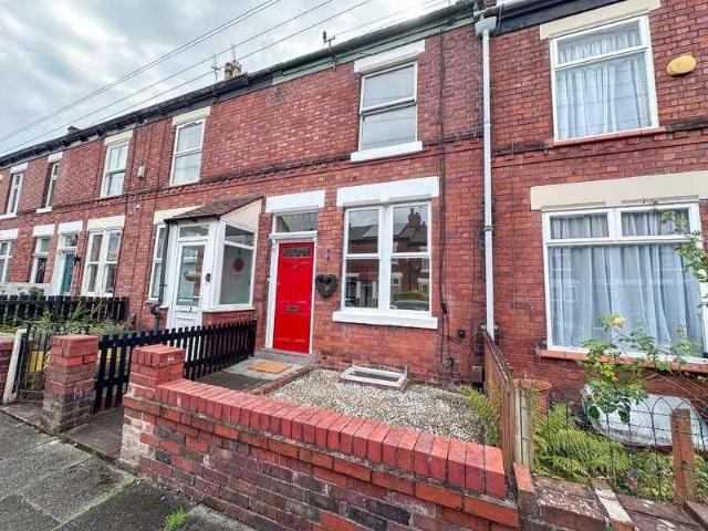 2 bed house for sale