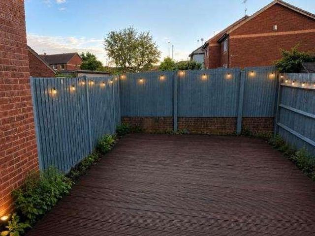 2 bed house for sale