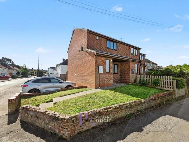 2 bed house for sale