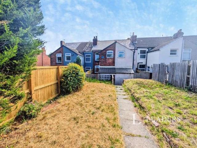 2 bed house for sale