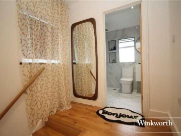 2 bed house for sale