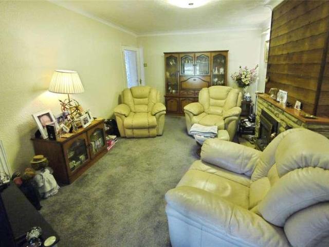 2 bed house for sale