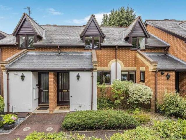 2 bed house for sale