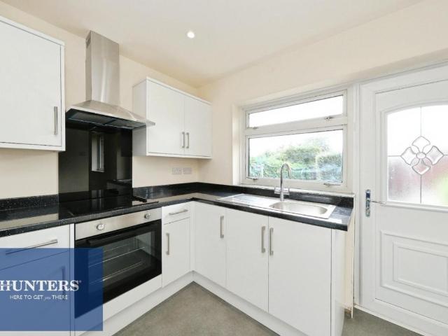 2 bed house for sale