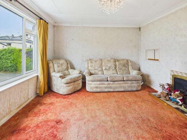 2 bed house for sale