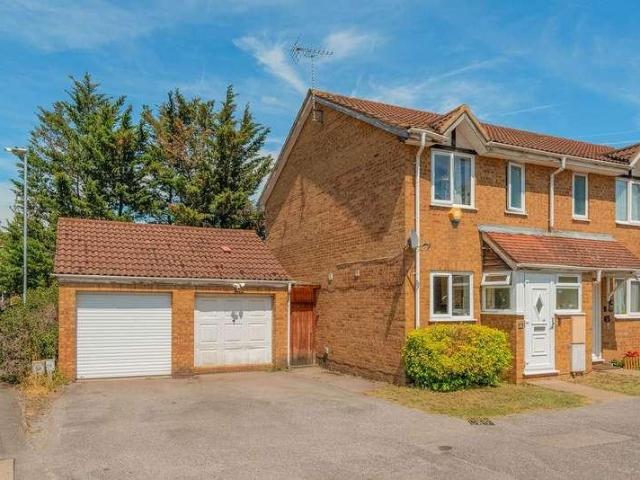 2 bed house for sale
