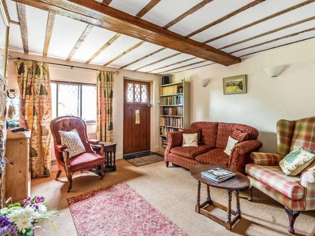 2 bed house for sale