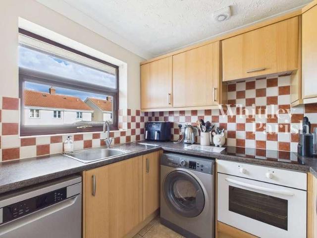 2 bed house for sale