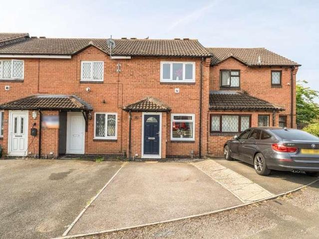 2 bed house for sale