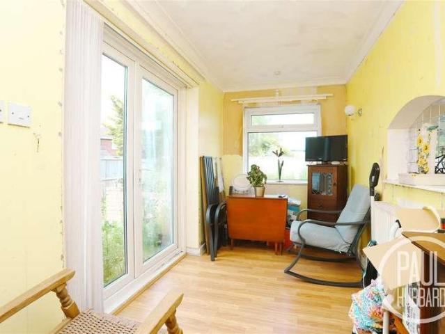 2 bed house for sale