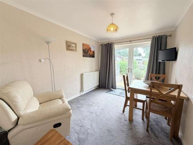 2 bed house for sale