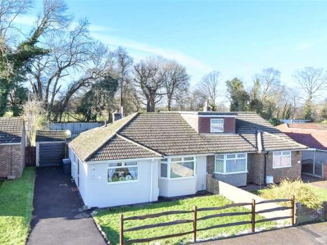 2 bed house for sale