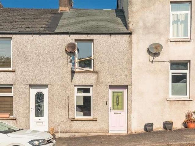 2 bed house for sale