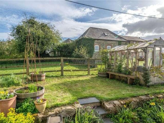 2 bed house for sale
