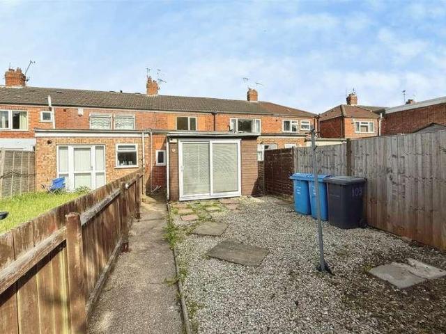 2 bed house for sale