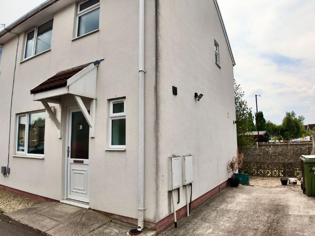2 Bed House For Rent