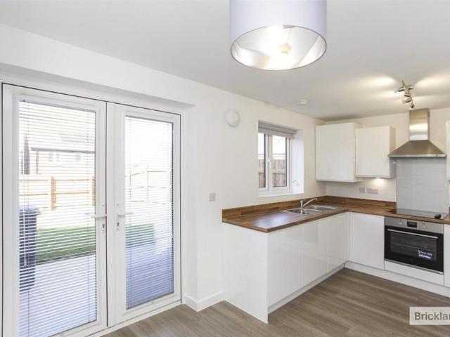 2 bed House Semi Detached To Let