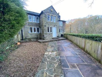 2 bed House Semi Detached To Let in in Thirstin Road, Honley, Holmfirth