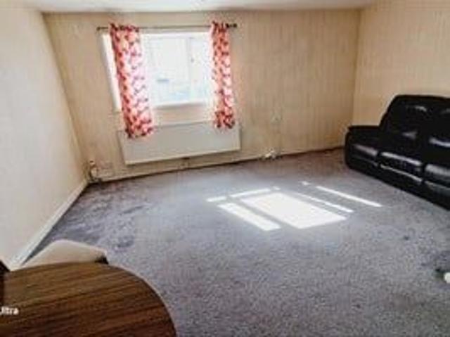 2 Bed Maisonette, Maitland Close, TW4