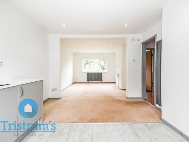 2 bed Maisonette for Rent