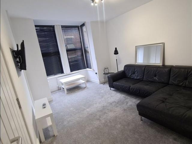 2 Bed Maisonette, Glossop Street, LS6