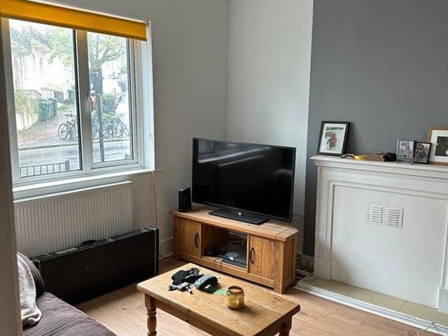 2 bed maisonette in Brighton