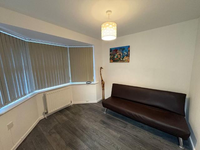 2 Bed Maisonette, Lynmouth Road, RG1