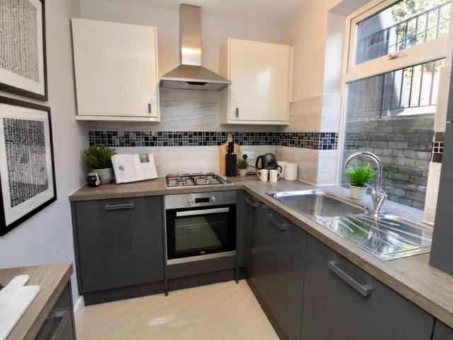 2 Bed Maisonette, St Peters Road, CR0