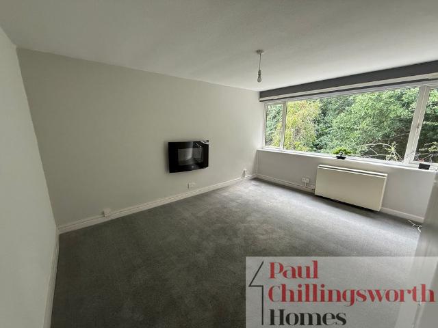 2 bed Maisonette