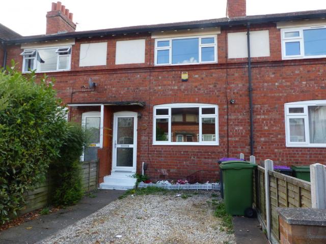 2 bed Mid Terraced House to Let