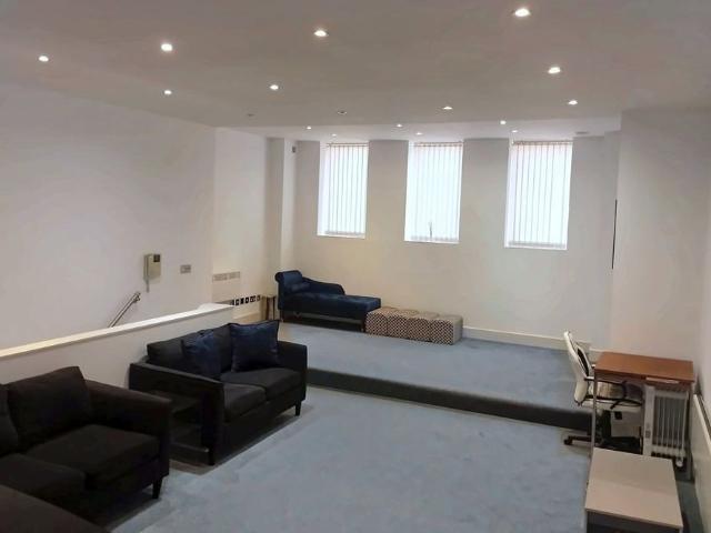 2 Bed Penthouse, The Axis, NG1