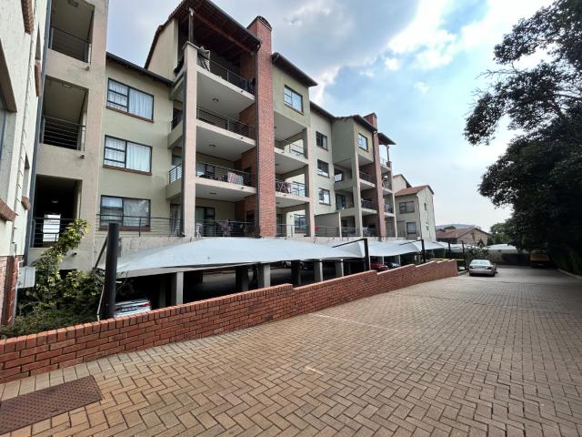 2 Bed | Pre Paid Elec | Spacious Balcony | Aircon