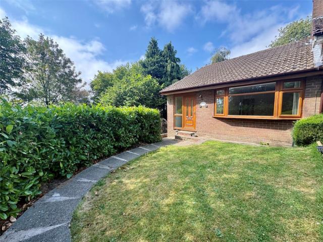 2 Bed Semi detached bungalow For Rent