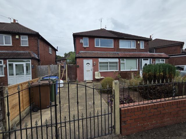 2 Bed Semi detached House Nelstrop Road Manchester M19 Mustafa & Co Property Management