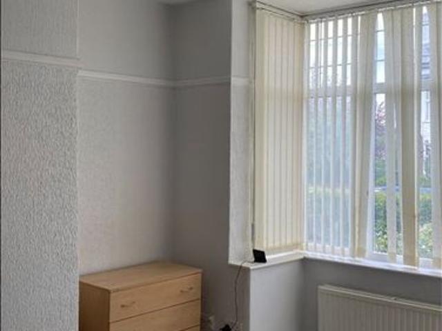 2 Bed Semi Detached House, Oakwood Road East, S60