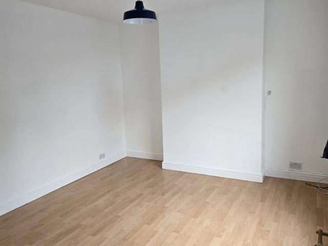 2 Bed Semi Detached House, Aston Avenue, NG9