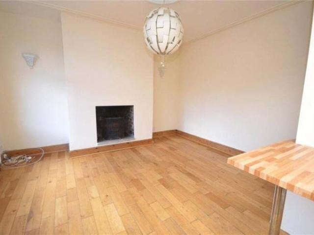 2 Bed Semi Detached House, Firth Mount Leeds Beeston West Yorks, LS11