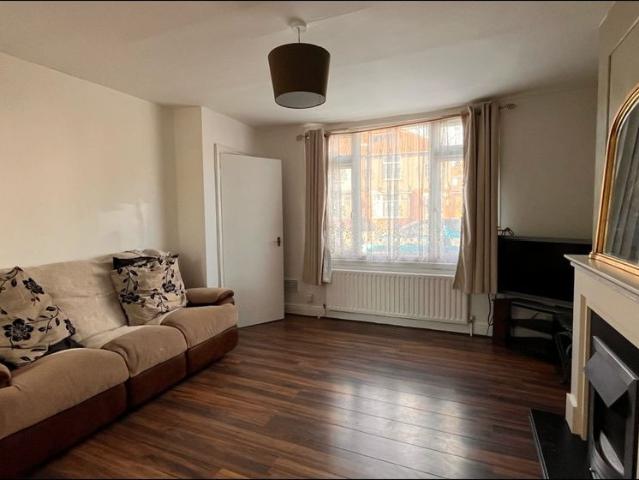 2 Bed Semi Detached House, Lawrence Saunders, CV6