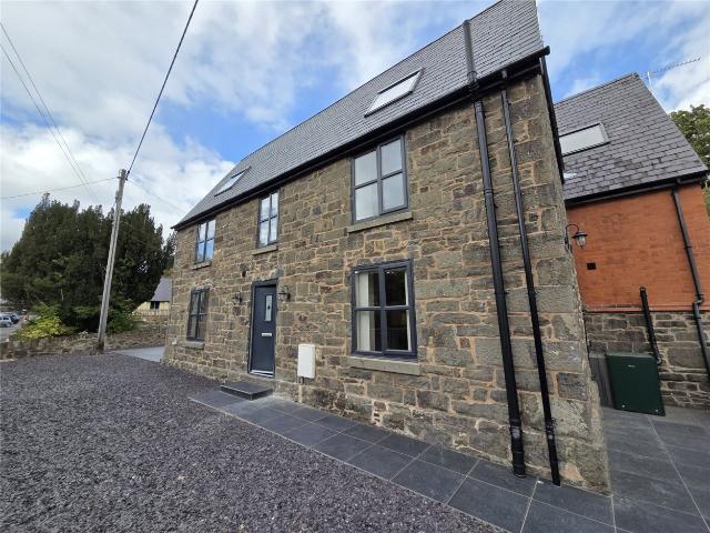 2 bed Semi Detached House To Let