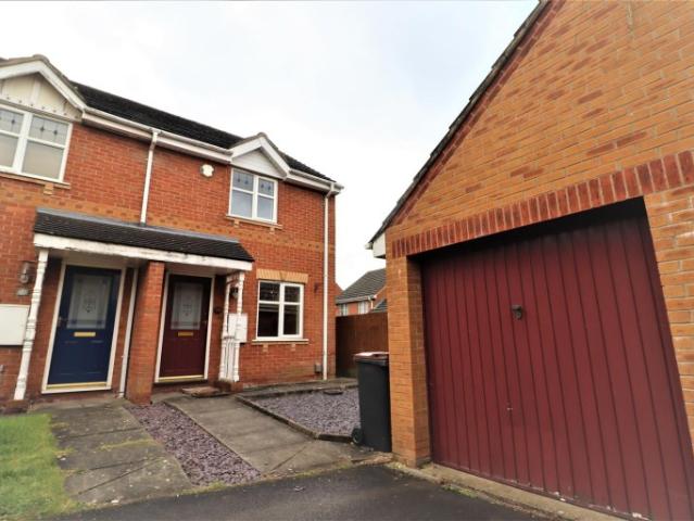 2 BED Semi detached house To rent