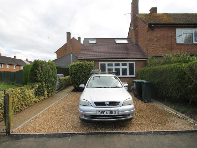 2 bed semi detached house to rent in hayling road, south oxhey, watford, wd19