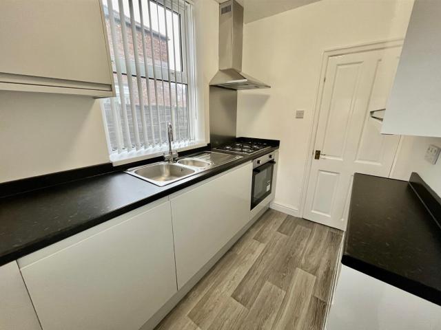 2 bed semi detached house to rent in Orama Avenue, Salford, M6