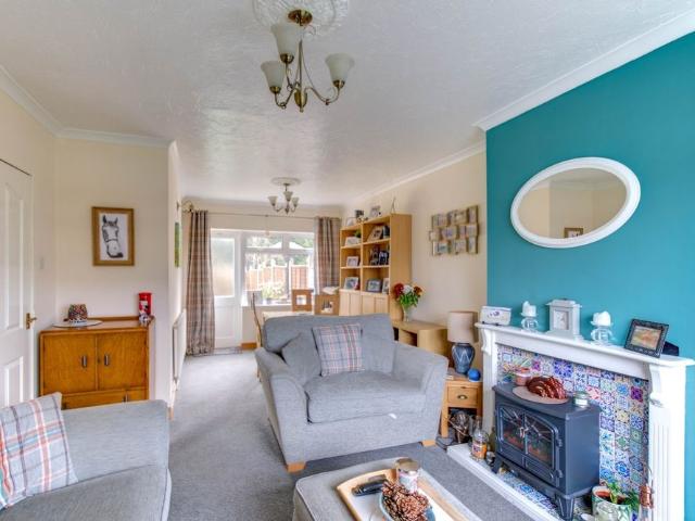 2 bed semi detached house to rent in Ormscliffe Road, Birmingham, B45