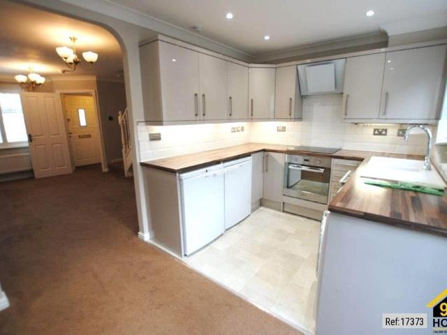 2 bed Semi detached in Walwyn Place St. Mellons, Cardiff, CF3 0PU