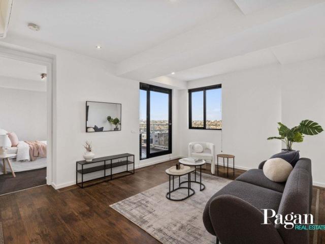 2 BED Spacious North/East Facing with City Views