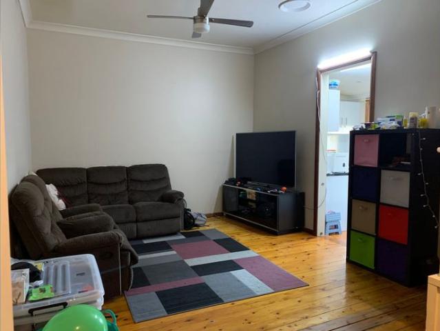 2 Bedda House All Bills included Fully fenced