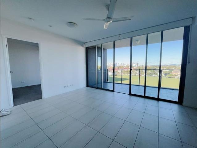 2 Bedroom/2 Bath apartment in prime location of Labrador